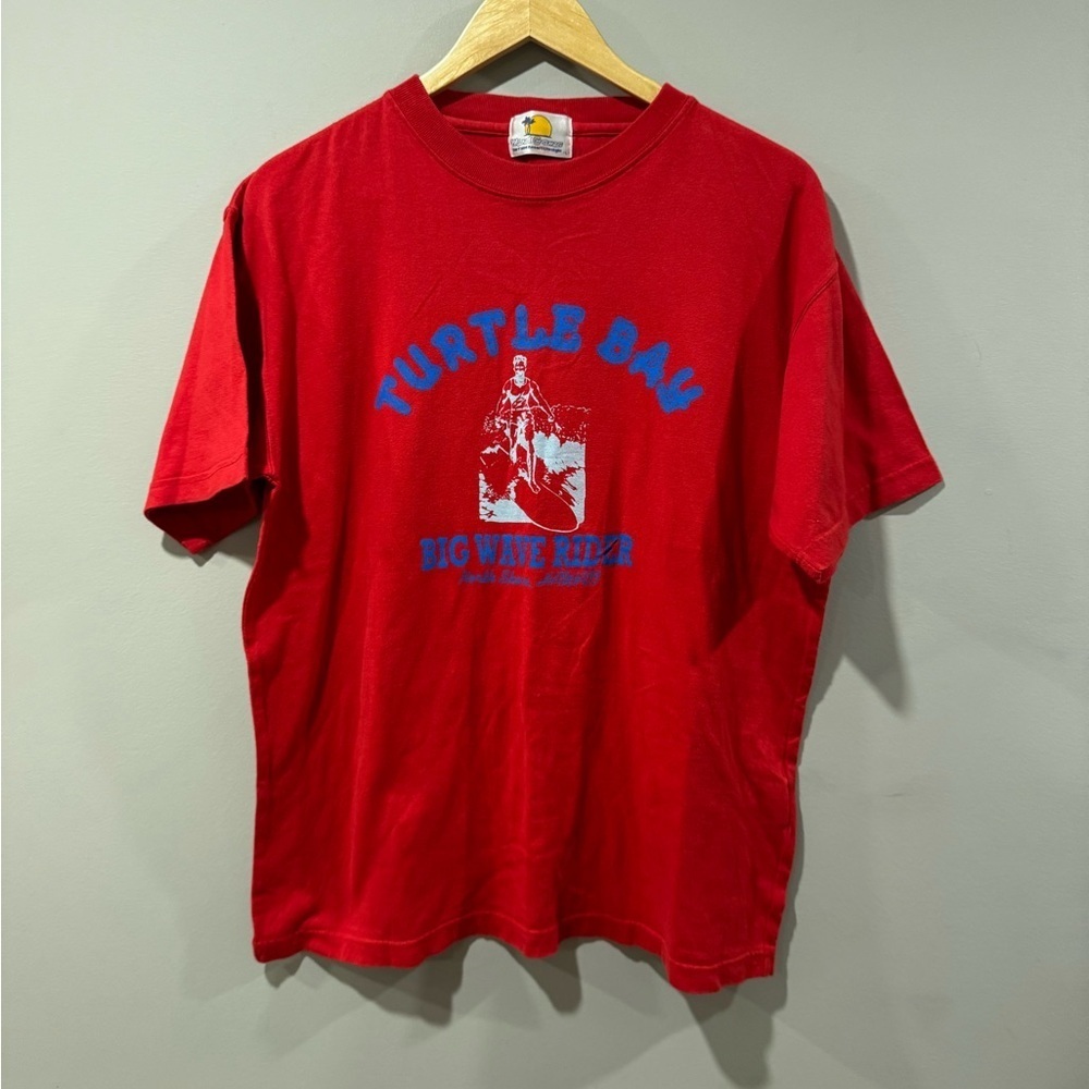 Vintage Turtle Bay Big Wave Rider Hawaii T-Shirt